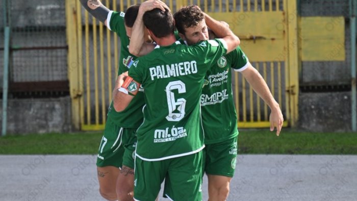 avellino reggiana 4 3 tabellino e voti dei lupi ecco insigne palumbo decisivo