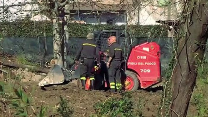 il postino scomparso no ucciso e sepolto nel giardino dalla compagna