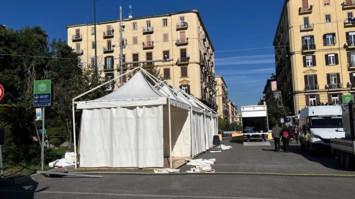 vomero capodanno giu le mani da piazza degli artisti