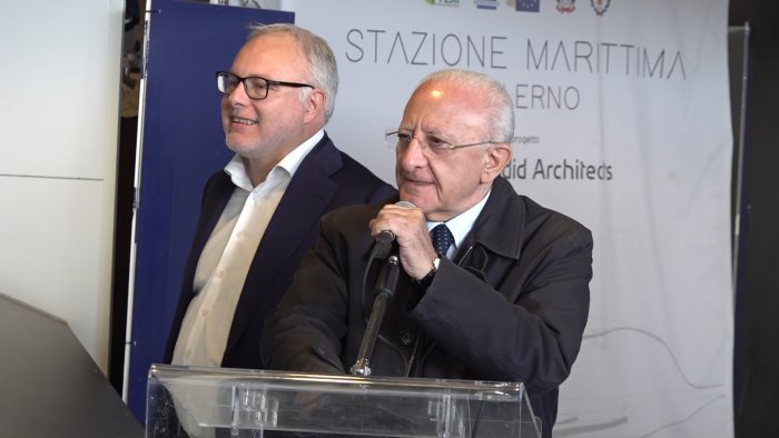 de luca a salerno gigantesco programma per il trasporto pubblico locale