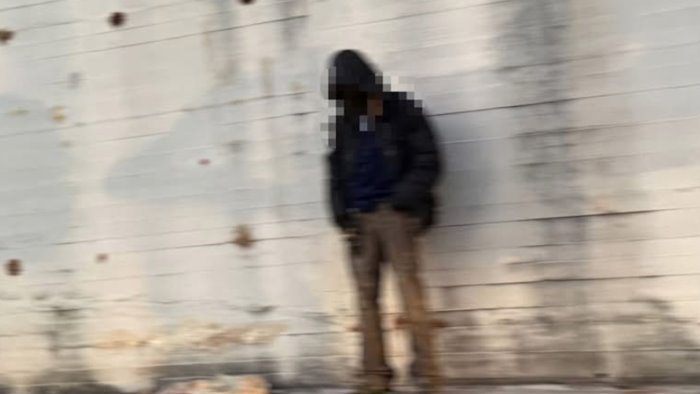 avellino e la sofferenza degli invisibili seckan e di nuovo solo in via ferriera