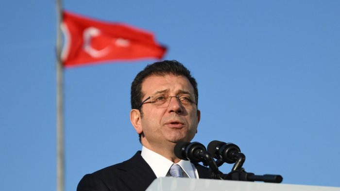 richiesta shock 2 352 anni di carcere per imamoglu oppositore di erdogan