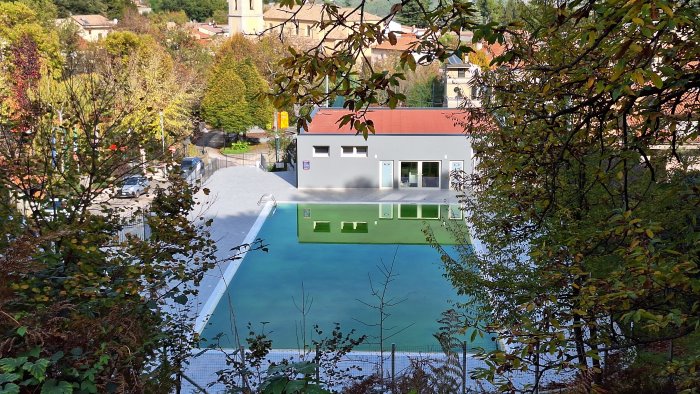 montella carmine pascale la piscina da 860 000 e gia palude