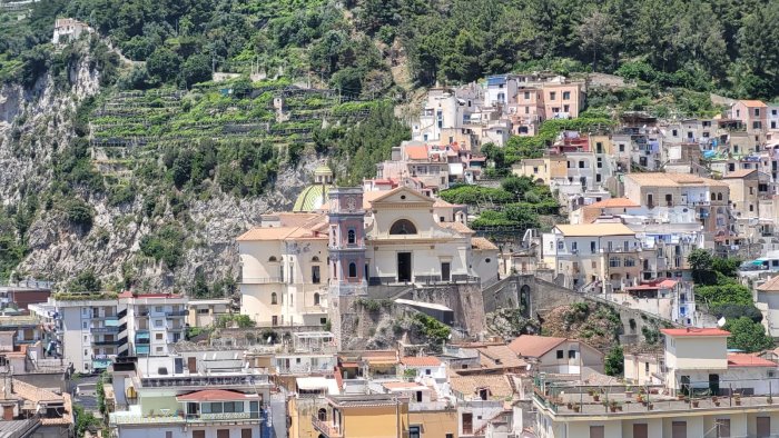 maiori approvata la modifica al regolamento urbanistico edilizio comunale