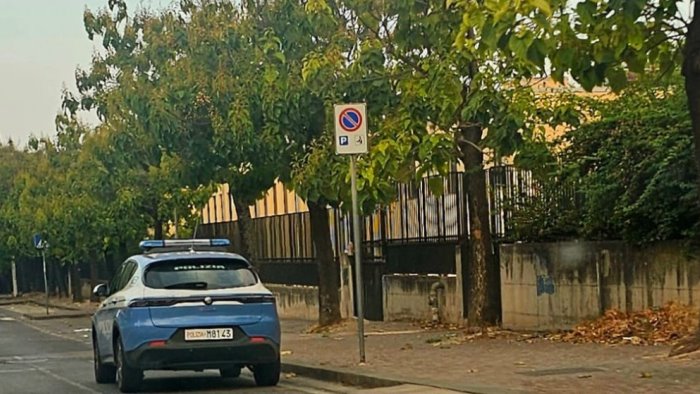controlli della polizia a barra nibbio in azione