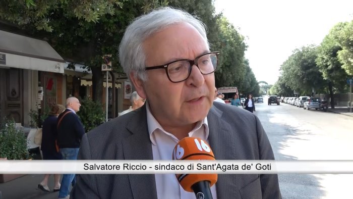 sant agata de goti avviata la procedura per la decadenza del sindaco riccio
