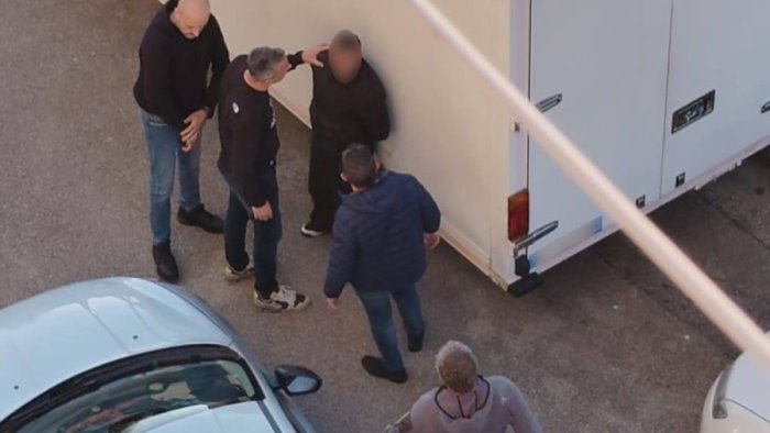 avellino clan partenio galluccio e bocciero ancora in fuga ricerche attive