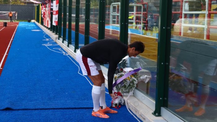 foto salernitana l omaggio del club in memoria di tonino d angelo