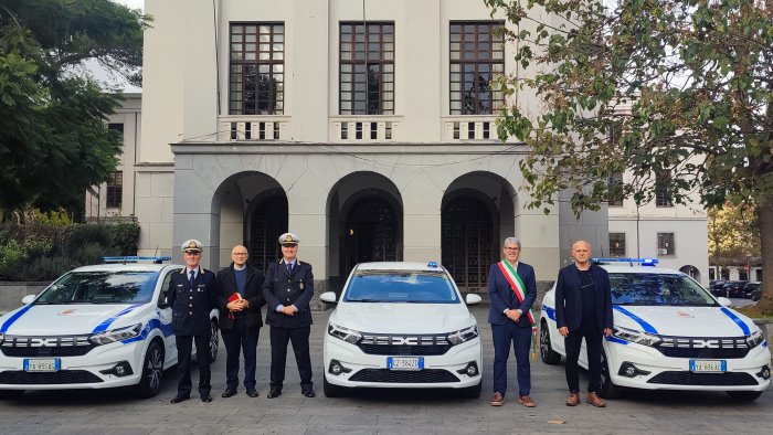 cava de tirreni rinnovato il parco auto della polizia locale