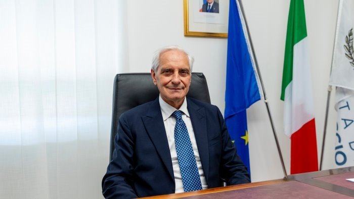 capaccio paestum paolino bene il governo su sanatoria 2003