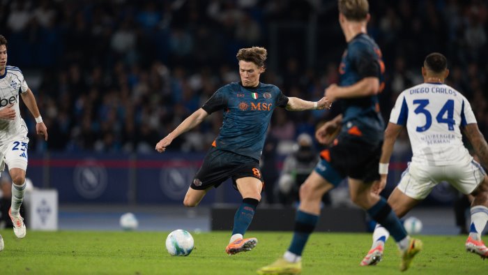 mctominay show con la scozia super gol per volare ai mondiali danimarca ko