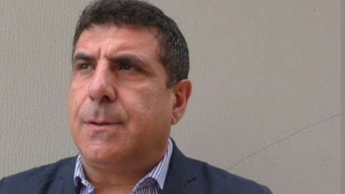 crisi idrica condotta rotta manca l acqua i sindaci chiudono le scuole