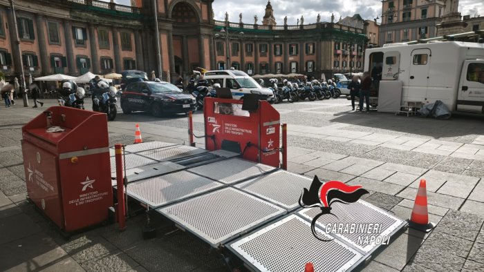e bike modificate controlli di carabinieri e municipale a napoli