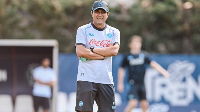 la svolta tattica di conte contro l atalanta torna la difesa a tre