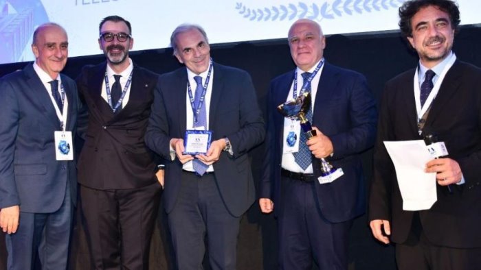 telemedicina contro l ictus premio al progetto dell asl salerno