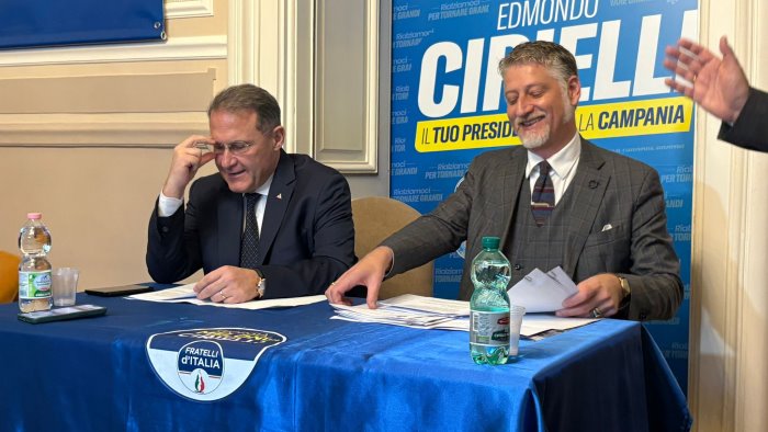 giuli cirielli e il presidente ombra e ottiene fondi schioccando le dita