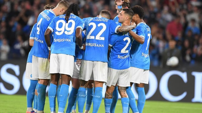 il napoli ha una doppia sfida da vincere