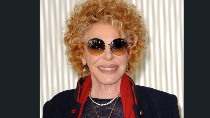 vanoni e il legame con napoli pennino mi cantava tenco al telefono pazzesca