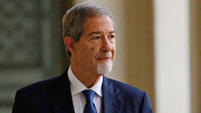 musumeci sisma irpinia lascio ferite e insegnamenti indelebili