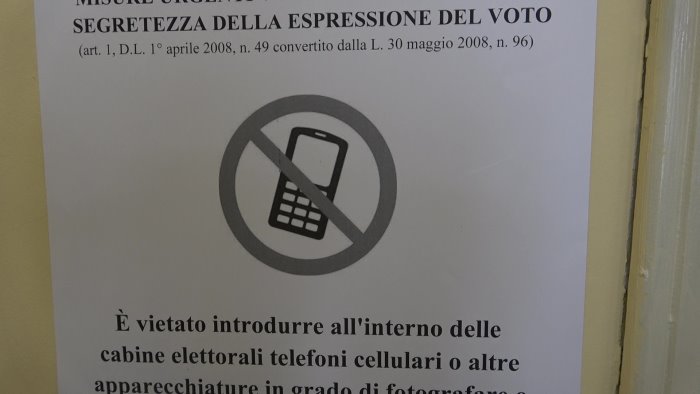 auriemma m5s segnalazioni di illeciti vicino seggi ad acerra