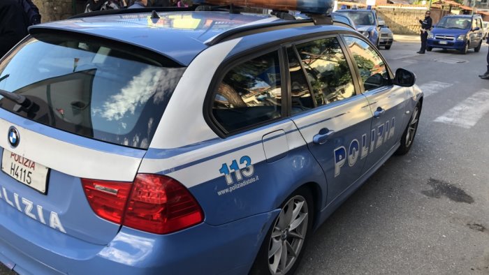 abusi sui figli minori madre condannata 8 anni di carcere