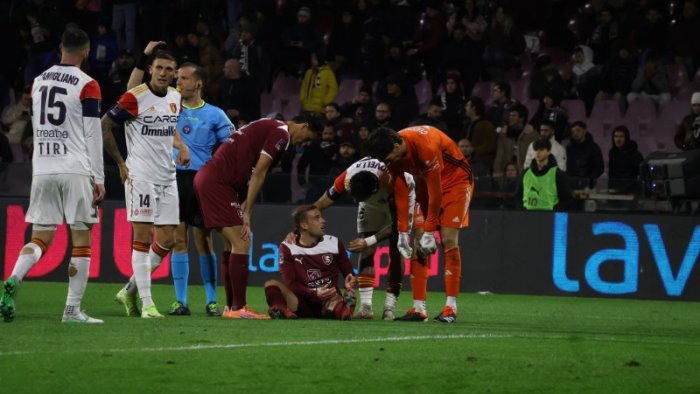 salernitana raffaele sceglie il riposo ma due big rischiano il benevento