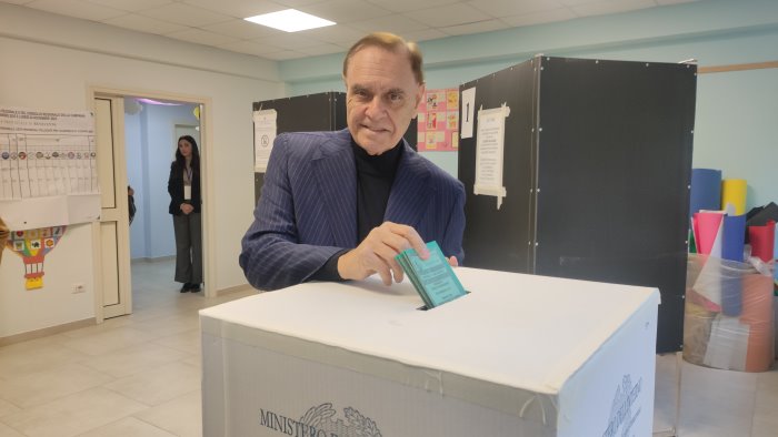 regionali mastella festeggia due seggi in consiglio e nel sannio primo partito