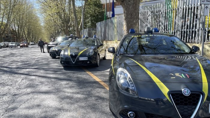 avellino truffa bonus ecco chi sono i quindici irpini coinvolti