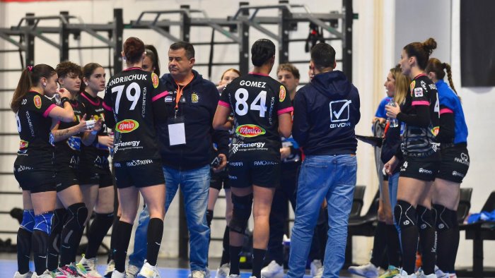 pallamano a1 jomi salerno altro scontro al vertice sabato c e cassano magnago