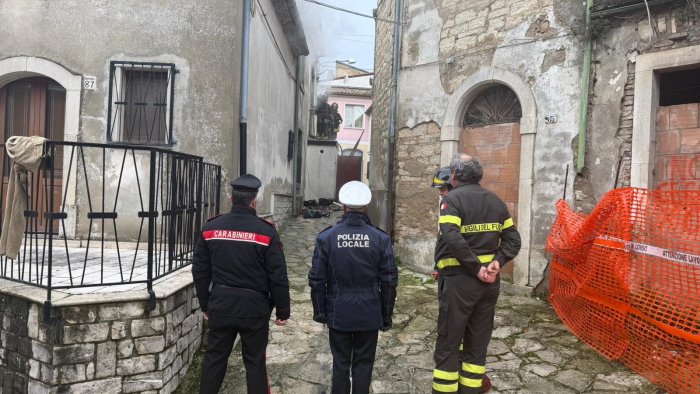 bisaccia fuga di gas nel centro storico 2 ustionati