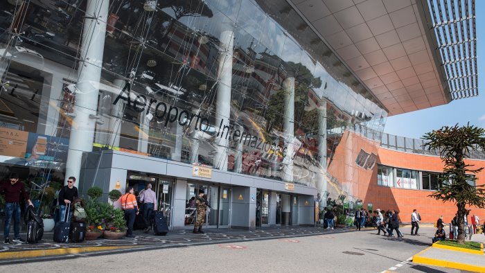 napoli domani in aeroporto capodichino si inaugura info point high tech