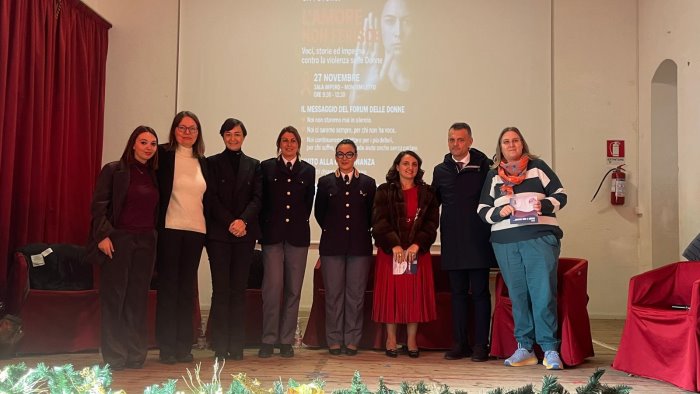 l amore non ferisce interessante confronto tra studenti e forze dell ordine