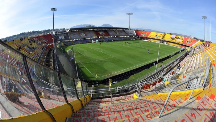 benevento salernitana il club sannita anticipa gli orari di accesso al vigorito