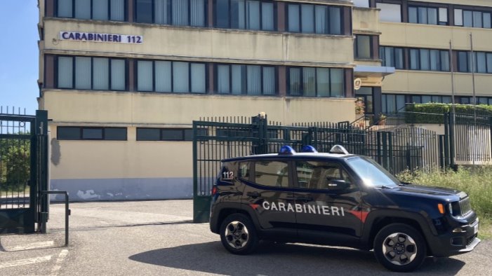 mirabella eclano sequestrati oltre 220 grammi di hashish nascosti in un muro