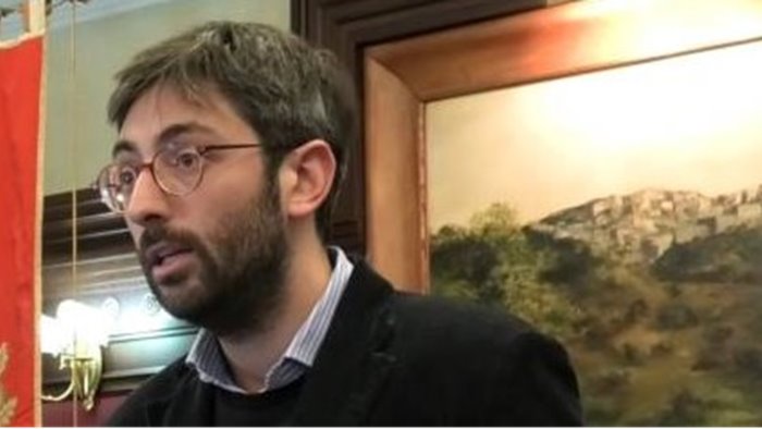 franza conosciamo bene i mistificatori in cerca di visibilita ad ariano