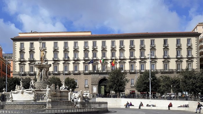 napoli al via il piano freddo per le fasce piu deboli della cittadinanza