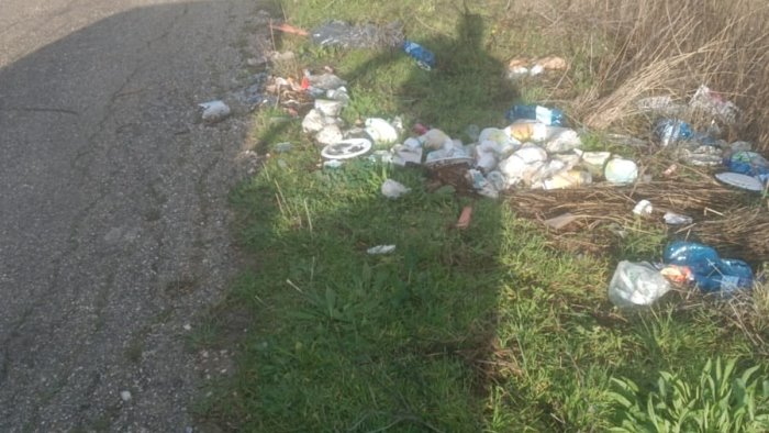 ariano scempio ambientale a pignatale non bastava l isolamento causa frana