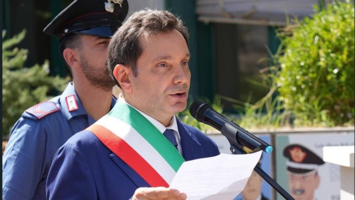 afragola dimissioni in massa cade l amministrazione pannone