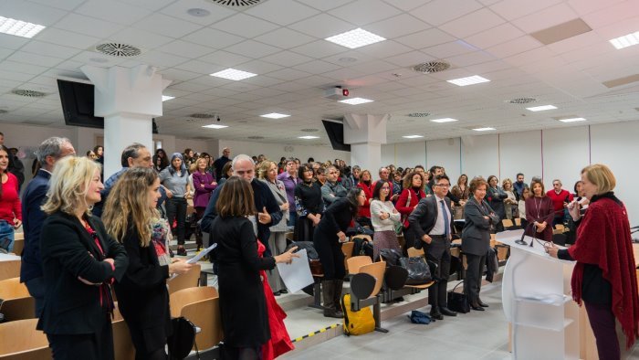 giornata mondiale contro l aids unisannio aderisce con un momento di confronto