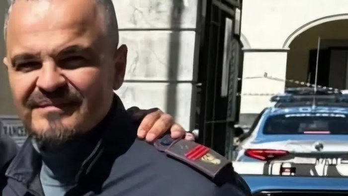 poliziotto morto grave il collega scatta l sos sangue ciro ha bisogno di noi
