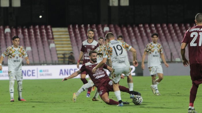 salernitana di nuovo clean sheet e anastasio ora e un titolarissimo