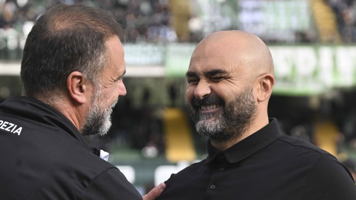 avellino nuove soluzioni per l allarme difesa spezia ecco donadoni