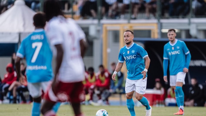 champions league napoli eintracht probabili formazioni torna lobotka