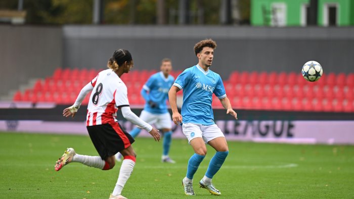 youth league gli azzurrini pareggiano contro l eintracht francoforte