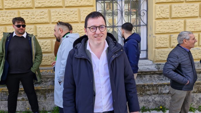 e ora monteforte e fabio siricio aprono il dialogo con le associazioni