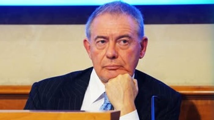 napoli martedi 11 presentazione ddl su pmi con ministro urso