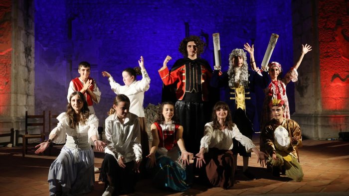 quando il teatro abbatte le barriere e diventa inclusione ecco un esempio