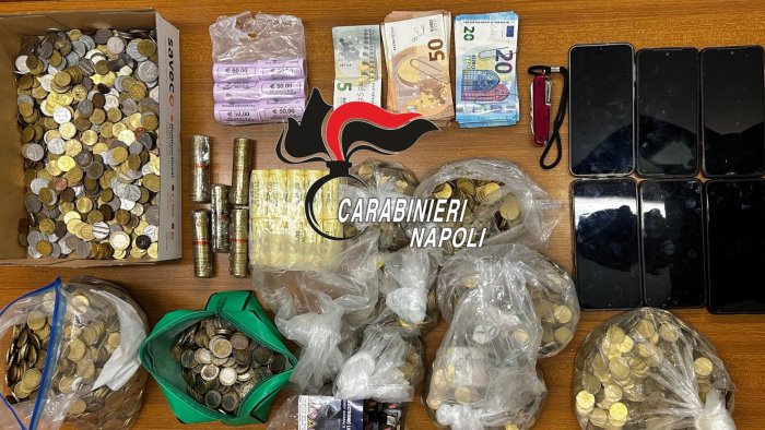 l asso di picche lo incastra carabinieri denunciato un 29enne