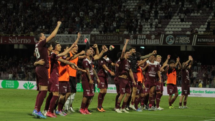 salernitana crotone i convocati di raffaele riecco de boer