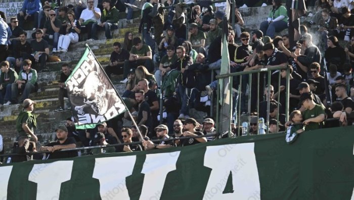 avellino ko a cesena 3 0 ciervo var con il rigore di shpendi chiude blesa